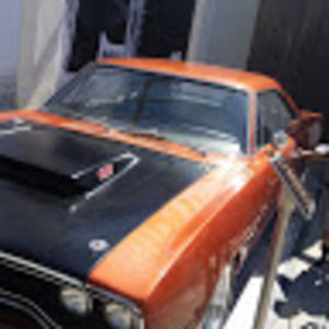 Meet your Posher, Traka